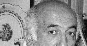 ERDEM BAYAZIT KİMDİR?