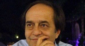 ADNAN AZAR KİMDİR?