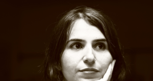 ZEYNEP KÖYLÜ KİMDİR?