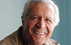 TARIK DURSUN KAKINÇ KİMDİR?