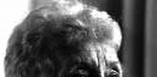 NİHAL YEĞİNOBALI KİMDİR?