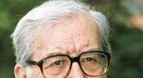 TURGUT ÖZAKMAN KİMDİR?