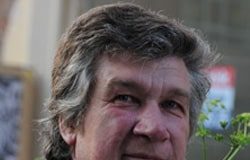 ALİ GÜLTEKİN KİMDİR?