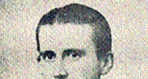 NİYAZİ AKINCIOĞLU KİMDİR?