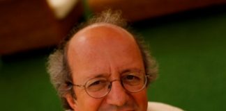 BEHİÇ AK KİMDİR?