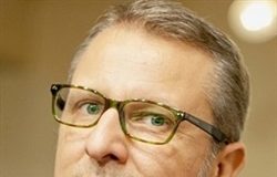 YEKTA KOPAN KİMDİR?