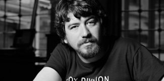 HAKAN BIÇAKÇI KİMDİR?