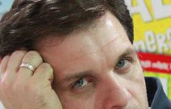 ÖZKAN ÖZE KİMDİR?