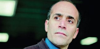 AYHAN GEÇGİN KİMDİR?