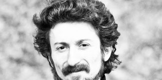 AZAD ZİYA EREN KİMDİR?