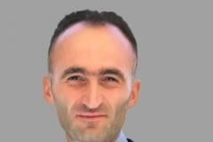DAVUT BAYRAKLI KİMDİR?