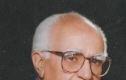 AHMET KÖKLÜGİLLER KİMDİR?
