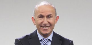 AHMET ŞİMŞİRGİL KİMDİR?