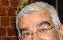 ATİLLA YAYLA KİMDİR?