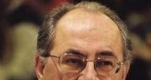 DENİZ KAVUKÇUOĞLU KİMDİR?