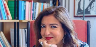 FİGEN ŞAKACI KİMDİR?