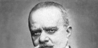 ALİ EKREM BOLAYIR KİMDİR?