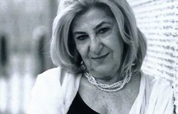 SEZER DURU KİMDİR?