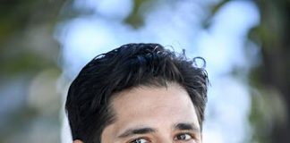 DOĞU YÜCEL KİMDİR?