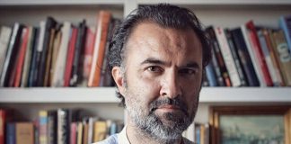 BERKUN OYA KİMDİR?