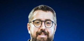 AKAN ABDULA KİMDİR?