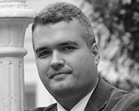 MUSTAFA ORAKÇI KİMDİR?