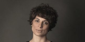 DENİZ ARTUN KİMDİR?