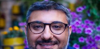 ÜMİT KURT KİMDİR?