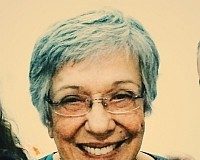 FERHUNDE ÖZBAY KİMDİR?