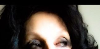 ÖZDEN SOYALP KİMDİR?