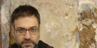 HİLMİ TEZGÖR KİMDİR?