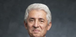 FİKRET İLKİZ KİMDİR?