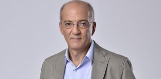 METE ÇUBUKÇU KİMDİR?