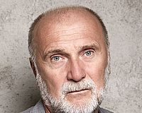 CEVAD KARAHASAN KİMDİR?