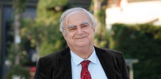 HALİL BERKATAY KİMDİR?